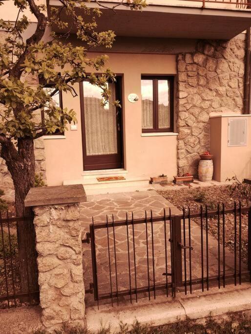 카스틸리오니도르시아 La Casina Di Nonna Giulia 아파트 외부 사진